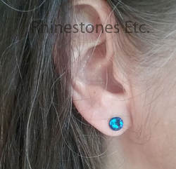 rhinestone stud earrings